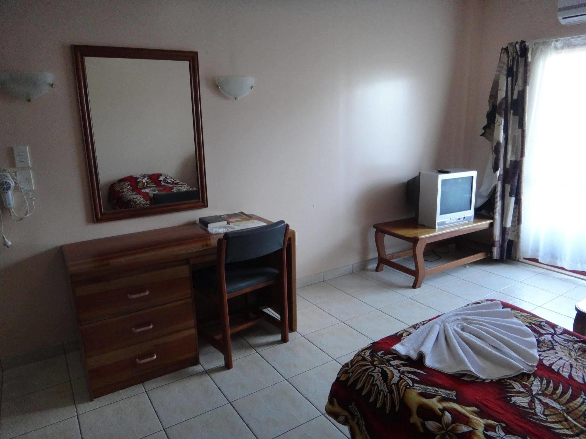 אפיה Hotel Elisa מראה חיצוני תמונה
